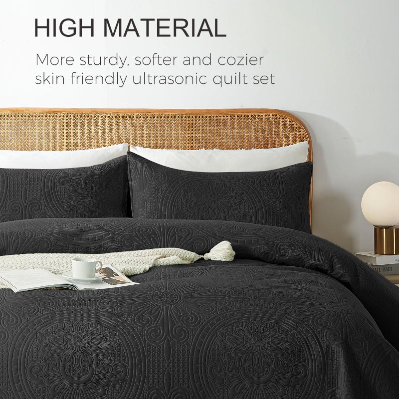 WURUIBO Black King/Cal King Quilt Bedding Set  3 Pieces Lightweight Bedspreads with Pillow Shams  Microfiber Modern Thin Coverlet  Summer Quilted Comforter for All Season (1 Quilt  2 Shams) - Image 3